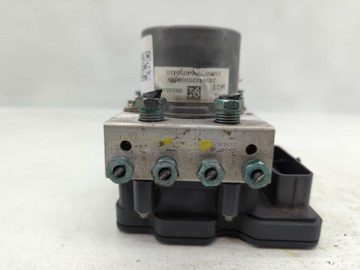 2019-2021 Chevrolet Malibu Anti-Lock Brake ABS Pump Module Actuator OEM P/N:065055766 8450 1623 Fits Fits 2019 2020 2021 OEM