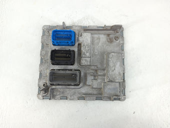 compare product 2020-2021 Chevrolet Malibu PCM Engine Control Computer ECU ECM PCU OEM P/N:116833270 12703745 Fits Fits 2020 2021 2022 OEM Used Auto Parts
