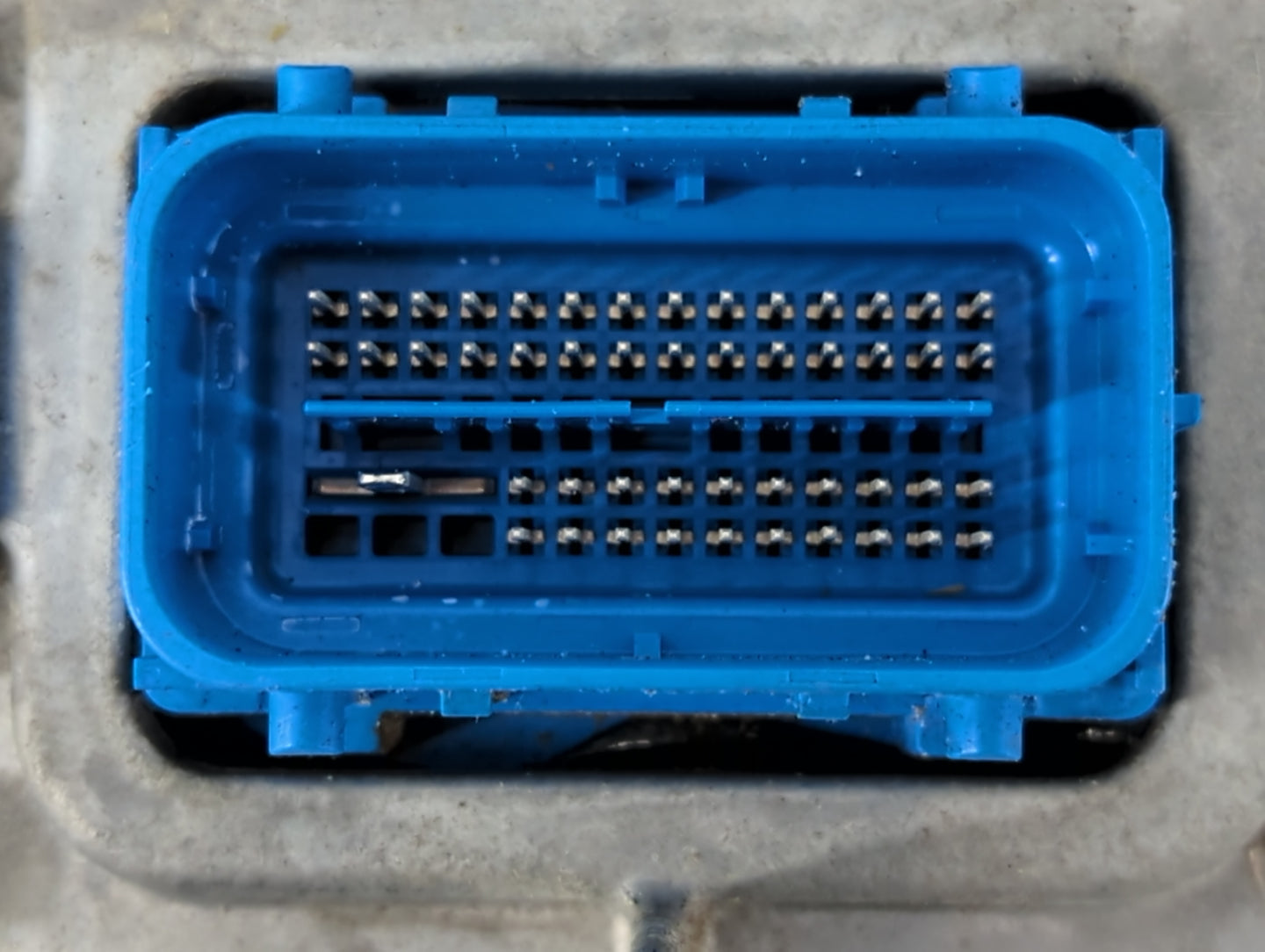 2020-2021 Chevrolet Malibu PCM Engine Control Computer ECU ECM PCU OEM P/N:039045703 12703745 Fits Fits 2020 2021 2022 OEM U
