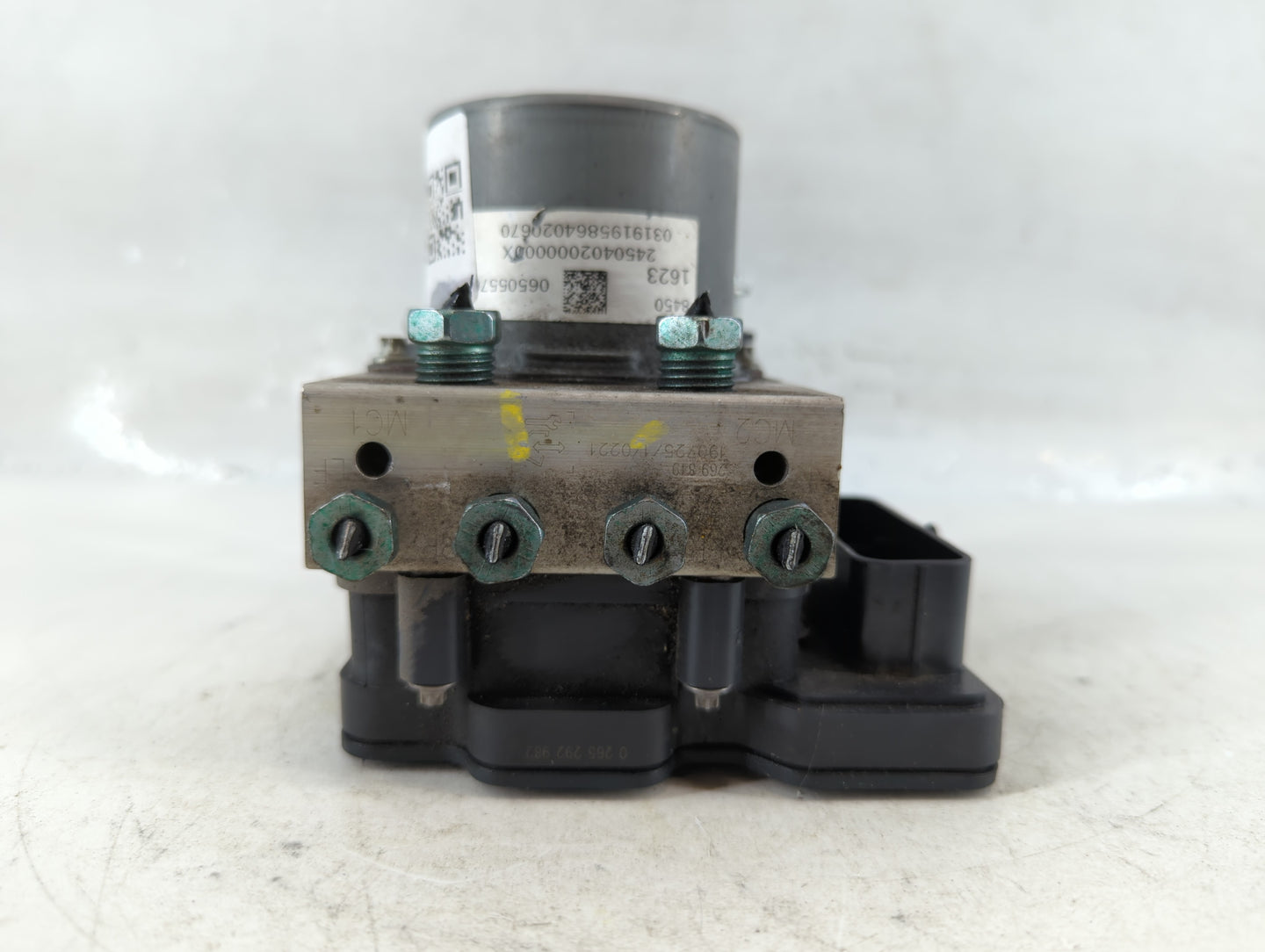 2019-2021 Chevrolet Malibu ABS Pump Control Module Replacement P/N:0650557 84501623 Fits Fits 2019 2020 2021 OEM Used Auto P