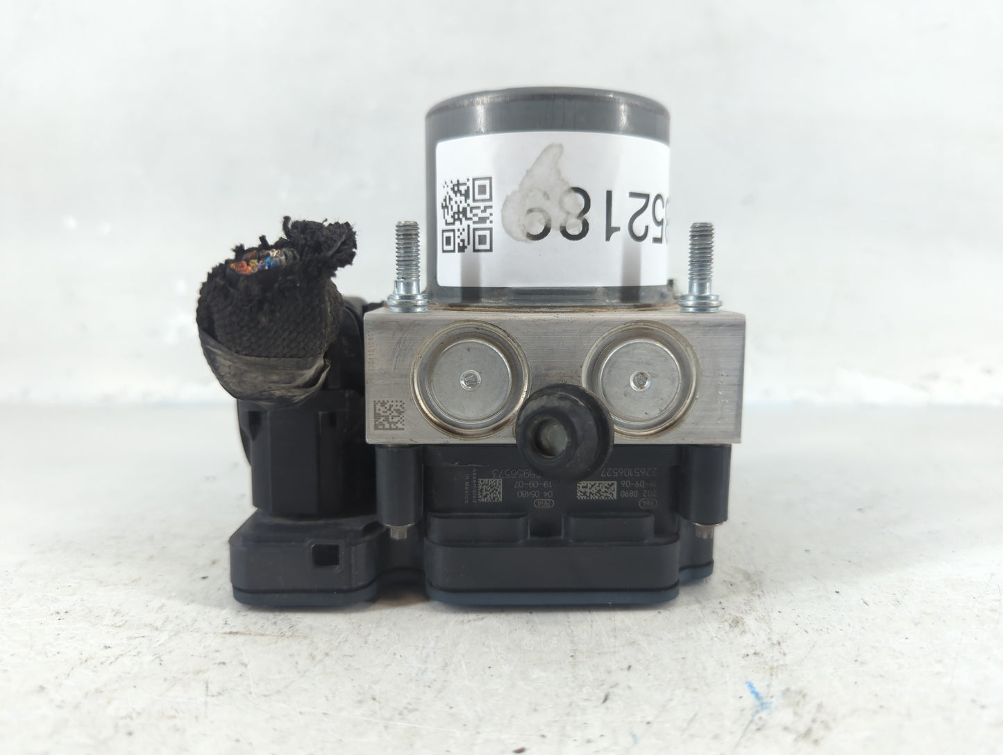 2019-2021 Chevrolet Malibu ABS Pump Control Module Replacement P/N:065055766 8450 1623 Fits Fits 2019 2020 2021 OEM Used Aut