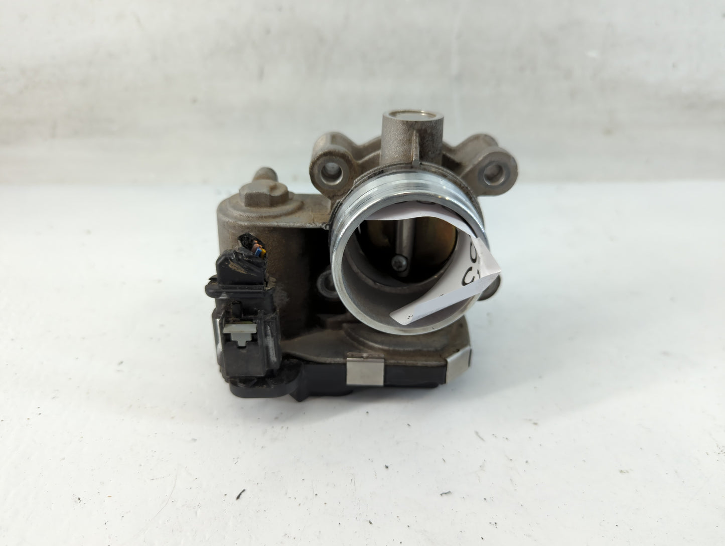 2016-2021 Chevrolet Malibu Throttle Body P/N:12671379AA Fits Fits 2016 2017 2018 2019 2020 2021 2022 OEM Used Auto Parts - O