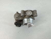 2016-2021 Chevrolet Malibu Throttle Body P/N:12671379AA Fits Fits 2016 2017 2018 2019 2020 2021 2022 OEM Used Auto Parts - O