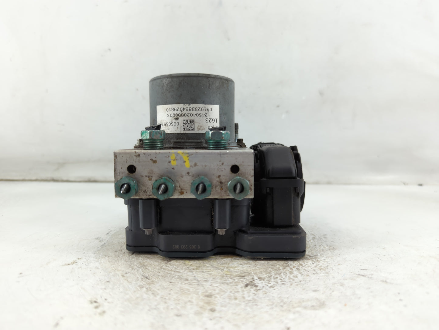 2019-2021 Chevrolet Malibu ABS Pump Control Module Replacement P/N:84501623 065055766 Fits Fits 2019 2020 2021 OEM Used Auto