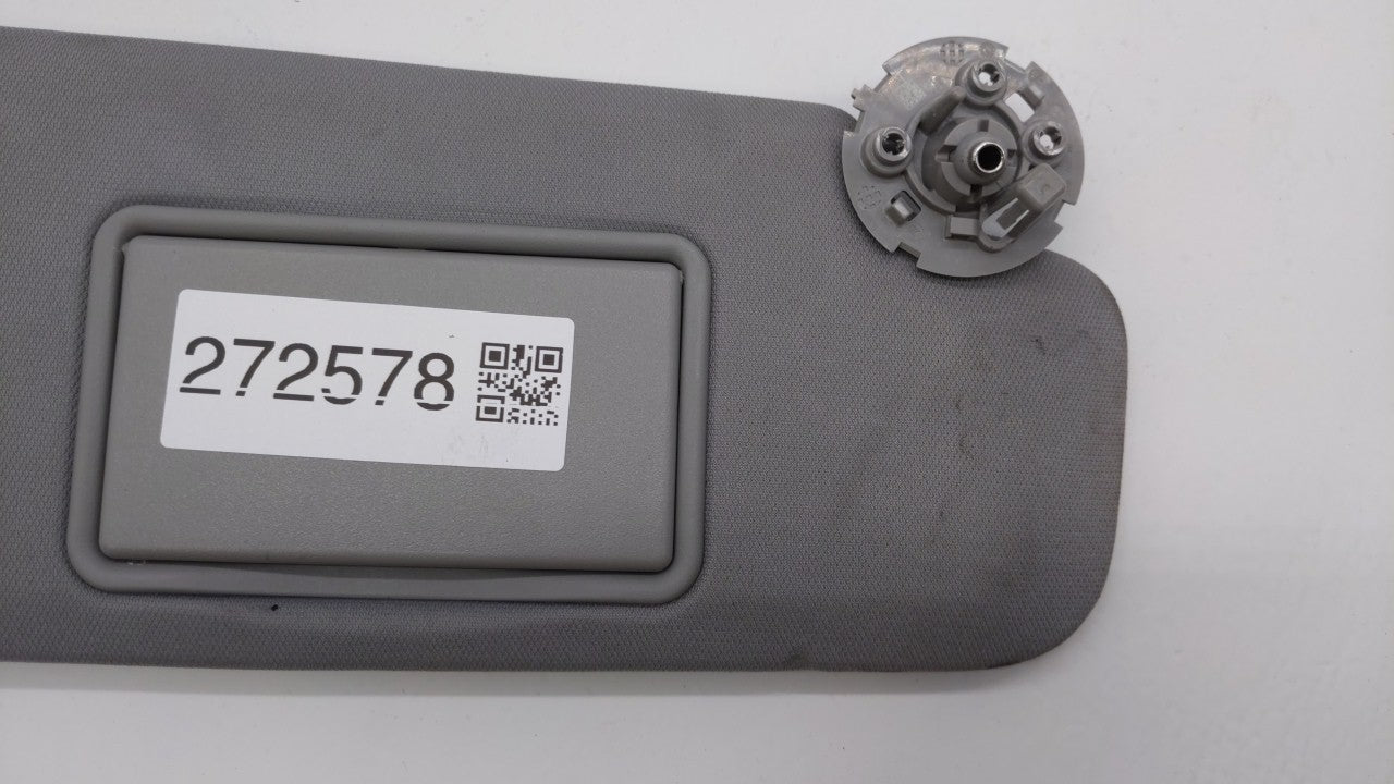 2020 Chevrolet Malibu Sun Visor Shade Replacement Passenger Right Mirror Fits Fits 2016 2017 2018 2019 OEM Used Auto Parts -