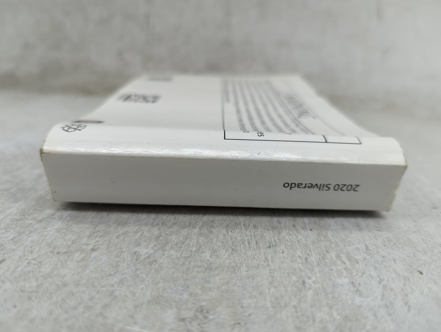 2020 Chevrolet Silverado Owners Manual Book Guide P/N:84186886B OEM Used Auto Parts - Oemusedautoparts1.com