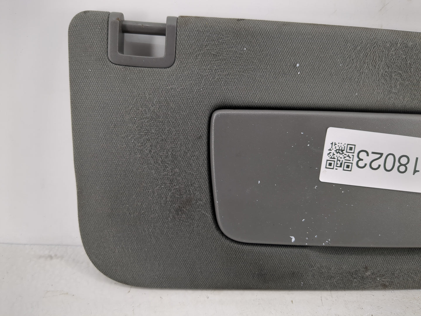 2019-2022 Chevrolet Silverado 1500 Sun Visor Shade Replacement Passenger Right Mirror Fits Fits 2019 2020 2021 2022 OEM Used