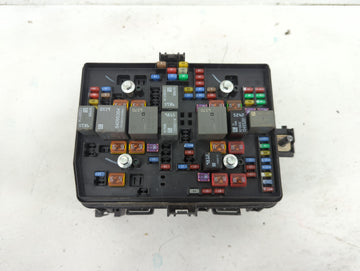 2019-2021 Chevrolet Silverado 1500 Fusebox Fuse Box Panel Relay Module Fits Fits 2019 2020 2021 OEM Used Auto Parts