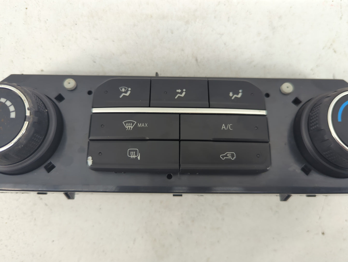 2019-2022 Chevrolet Silverado 1500 Climate Control Module Temperature AC/Heater Replacement P/N:815372982 84542733 Fits OEM 
