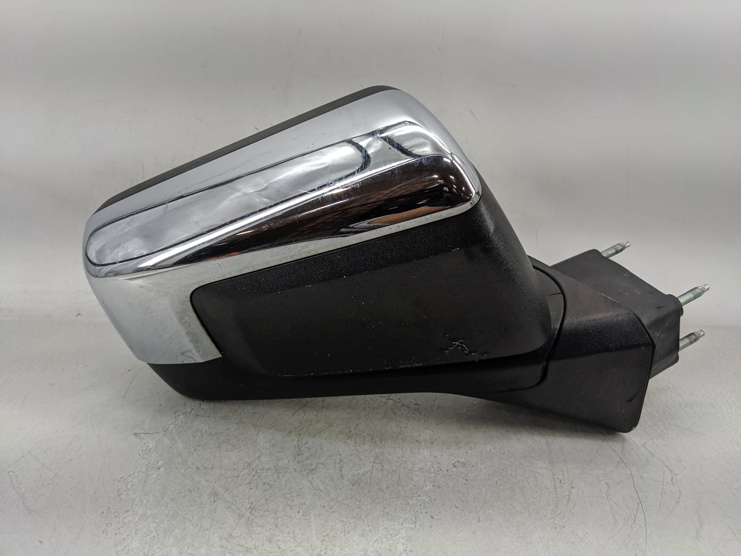 2019-2022 Chevrolet Silverado 1500 Passenger Side View Mirror - Right Door Mirror OEM Used - Oemusedautoparts1.com