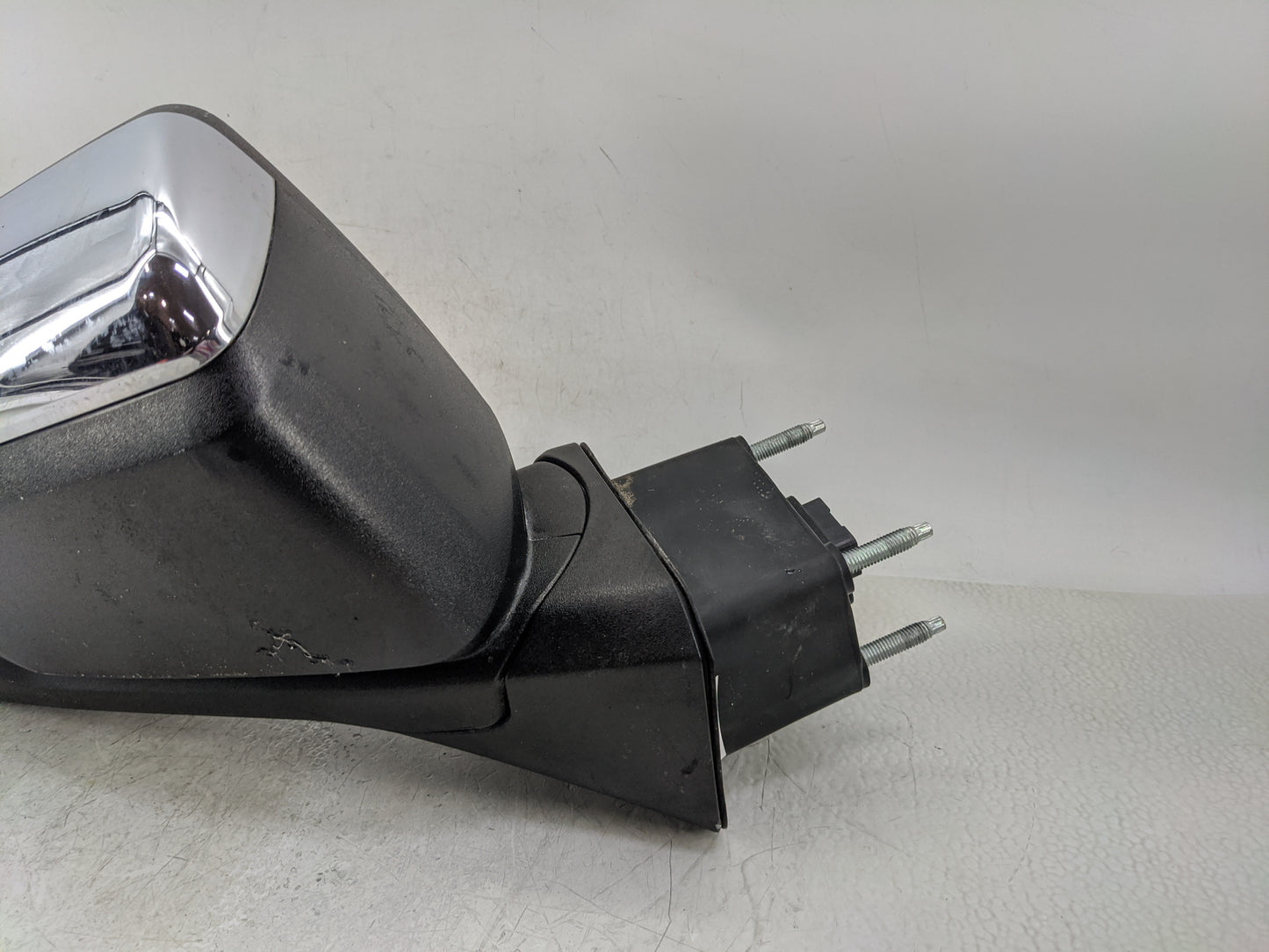 2019-2022 Chevrolet Silverado 1500 Passenger Side View Mirror - Right Door Mirror OEM Used - Oemusedautoparts1.com