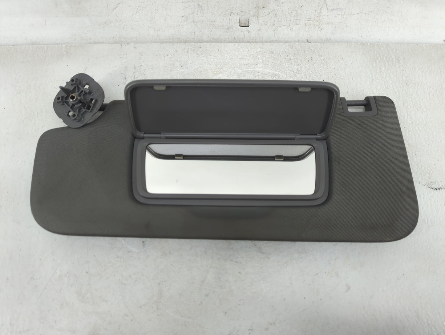 2019-2022 Chevrolet Silverado 1500 Sun Visor Shade Replacement Driver Left Mirror Fits Fits 2019 2020 2021 2022 OEM Used Aut