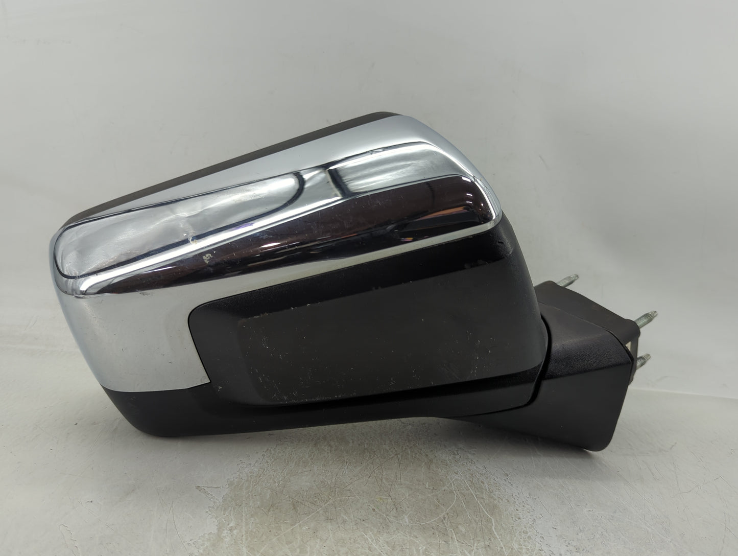2019-2022 Chevrolet Silverado 1500 Passenger Side View Mirror - Right Door Mirror OEM Used - Oemusedautoparts1.com