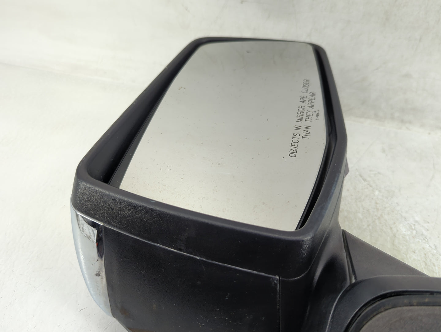 2019-2022 Chevrolet Silverado 1500 Passenger Side View Mirror - Right Door Mirror OEM Used - Oemusedautoparts1.com