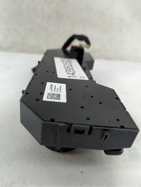 2020 Chevrolet Silverado 1500 Climate Control Module Temperature AC/Heater Replacement P/N:84692240 Fits OEM Used Auto Parts