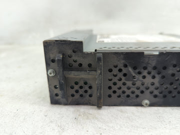 2020-2022 Chevrolet Silverado 1500 Radio AM FM Cd Player Receiver Replacement P/N:84799522 Fits Fits 2020 2021 2022 OEM Used Auto Parts