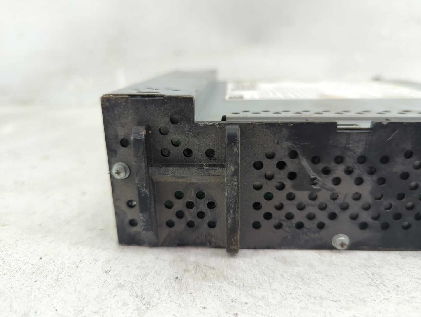 2020-2022 Chevrolet Silverado 1500 Radio AM FM Cd Player Receiver Replacement P/N:84799522 Fits Fits 2020 2021 2022 OEM Used