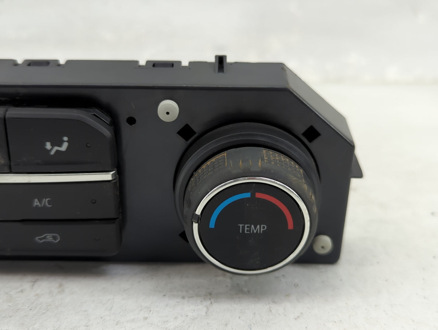 2020 Chevrolet Silverado 1500 Climate Control Module Temperature AC/Heater Replacement P/N:84542733 815372982 Fits OEM Used 