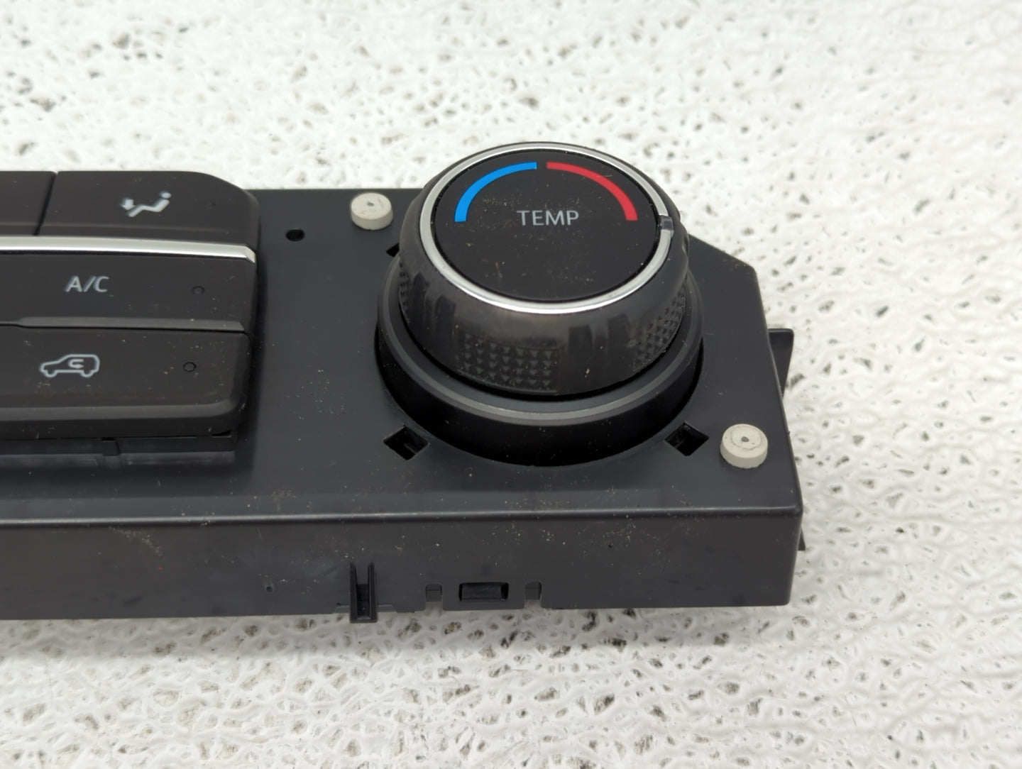 2019-2022 Chevrolet Silverado 1500 Climate Control Module Temperature AC/Heater Replacement P/N:84542734 Fits OEM Used Auto 