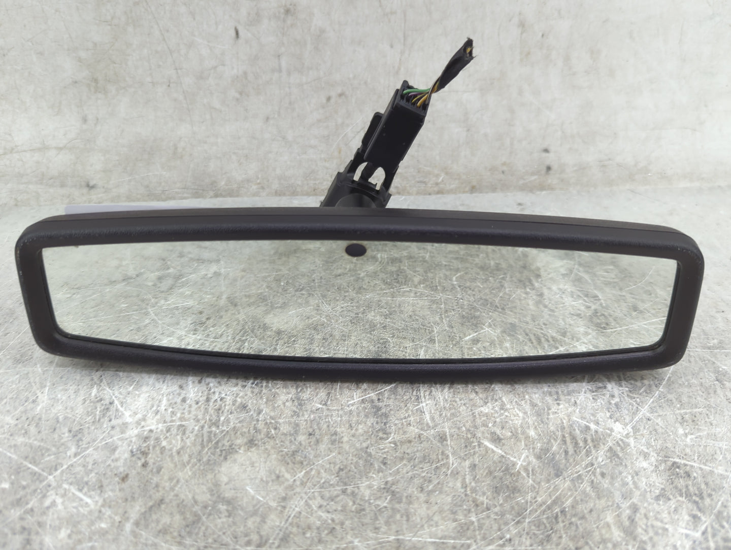 2014-2022 Chevrolet Silverado 1500 Interior Rear View Mirror Replacement OEM P/N:026139 GNTX-689 Fits OEM Used Auto Parts - 
