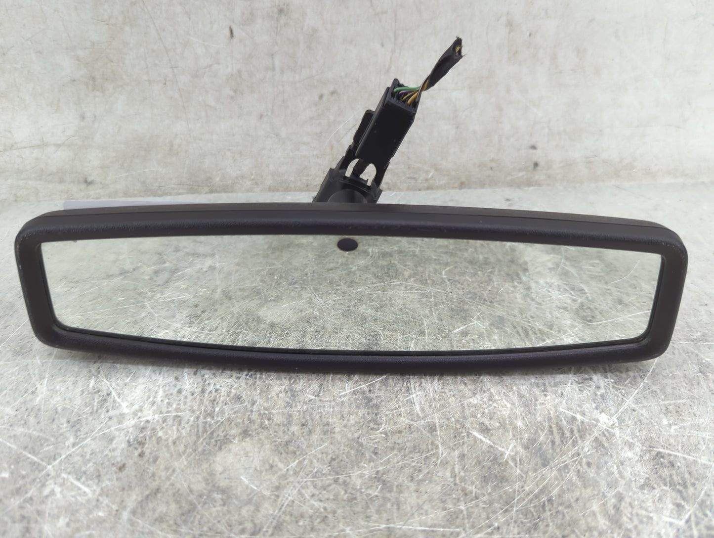 2014-2022 Chevrolet Silverado 1500 Interior Rear View Mirror Replacement OEM P/N:026139 GNTX-689 Fits OEM Used Auto Parts - 