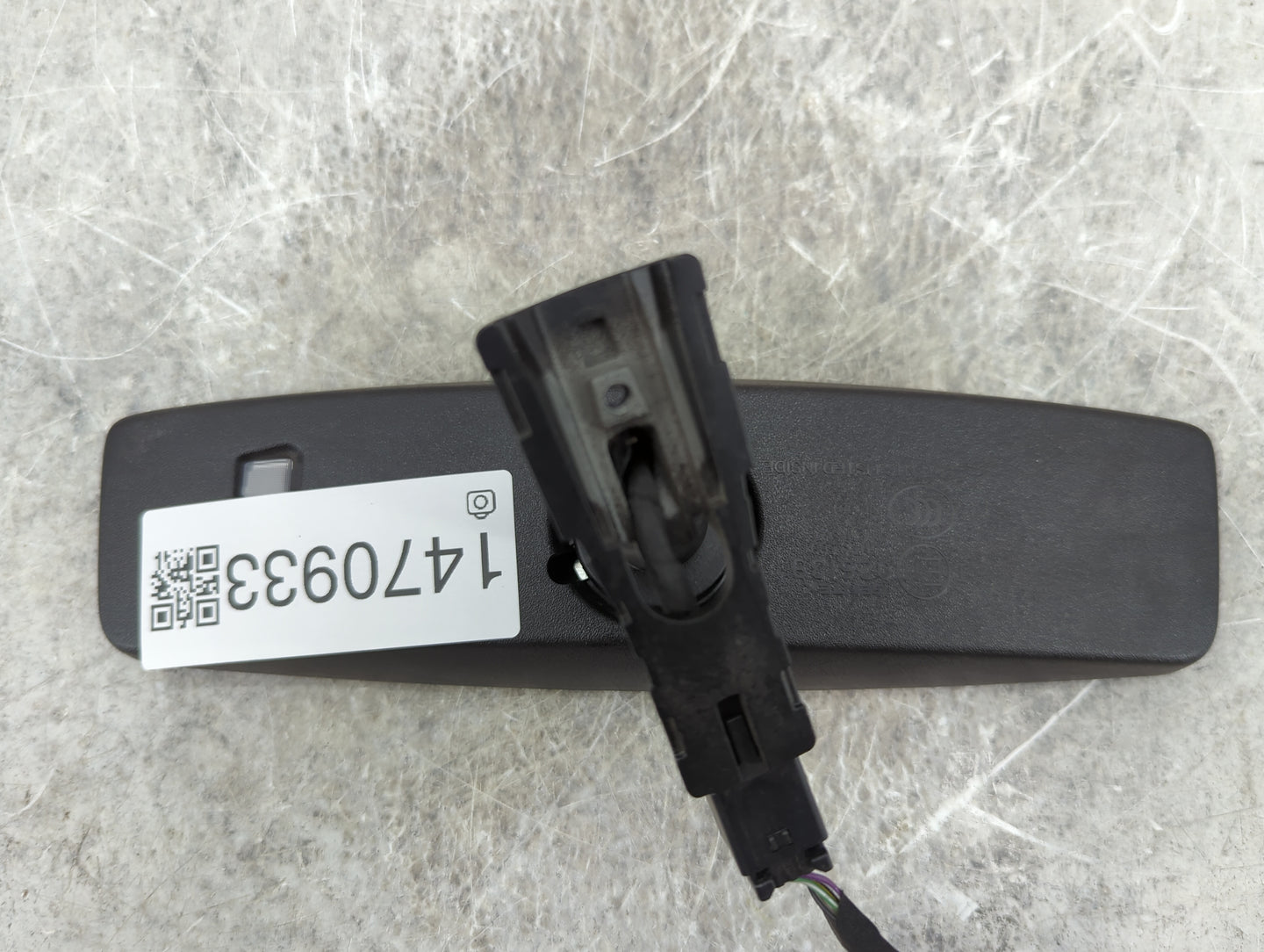 2014-2022 Chevrolet Silverado 1500 Interior Rear View Mirror Replacement OEM P/N:026139 GNTX-689 Fits OEM Used Auto Parts - 