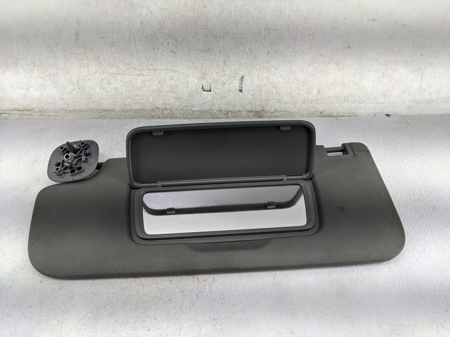2019-2022 Chevrolet Silverado 1500 Sun Visor Shade Replacement Driver Left Mirror Fits Fits 2019 2020 2021 2022 OEM Used Aut