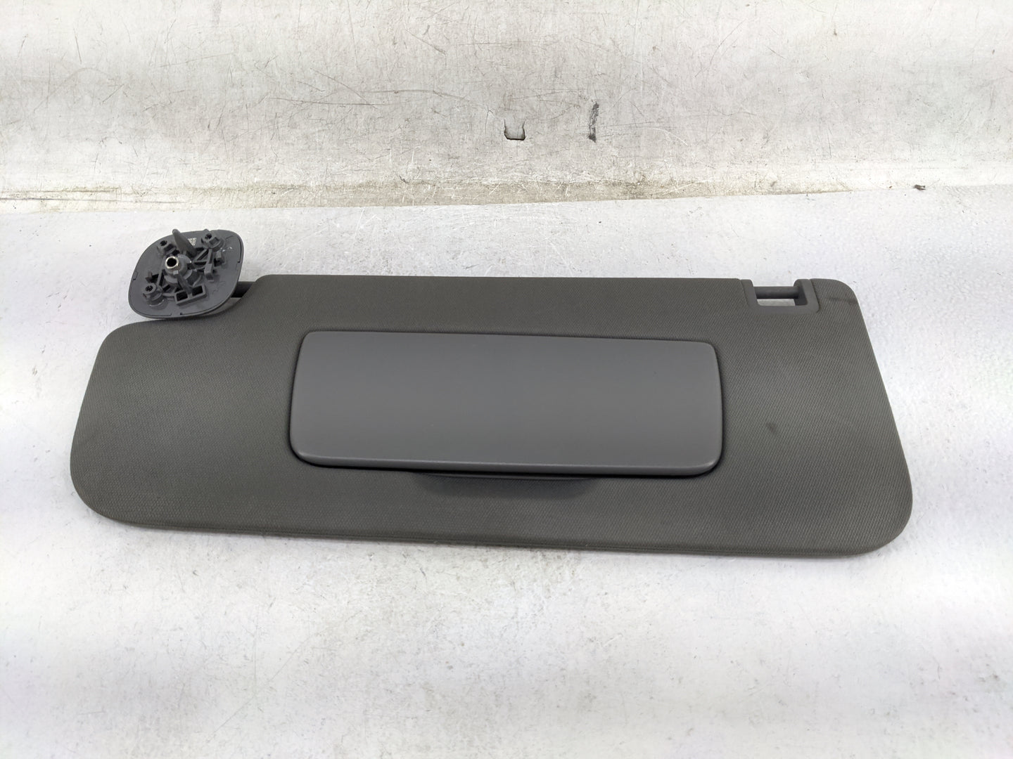 2019-2022 Chevrolet Silverado 1500 Sun Visor Shade Replacement Driver Left Mirror Fits Fits 2019 2020 2021 2022 OEM Used Aut