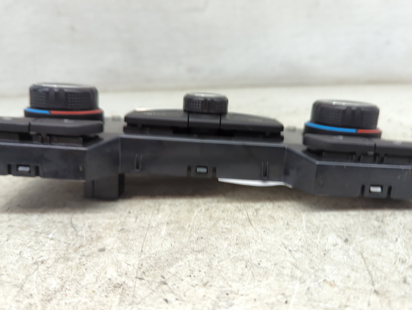 2020-2022 Chevrolet Silverado 1500 Climate Control Module Temperature AC/Heater Replacement P/N:84592241 737020000000X Fits 
