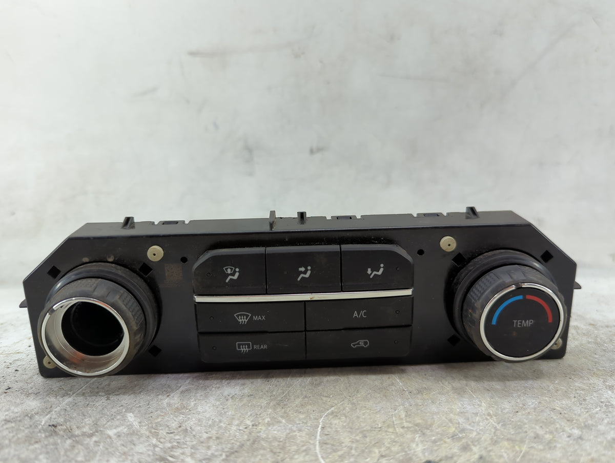 2019-2022 Chevrolet Silverado 1500 Climate Control Module Temperature AC/Heater Replacement P/N:84963881 7370200000000X Fits