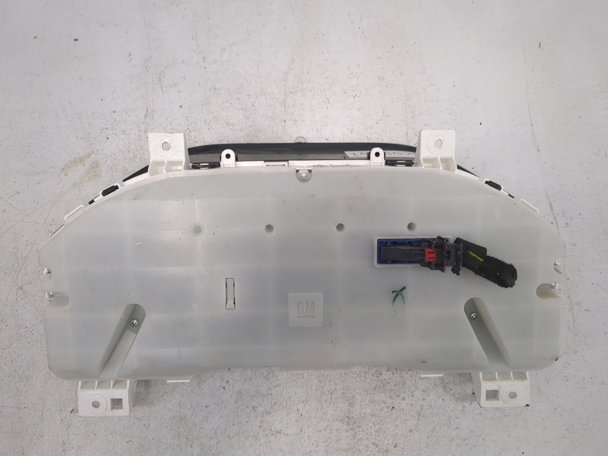 2020 Chevrolet Silverado 1500 Instrument Cluster Speedometer Gauges P/N:84785484 7110500000X, 81261079B Miles: Fits OEM Used