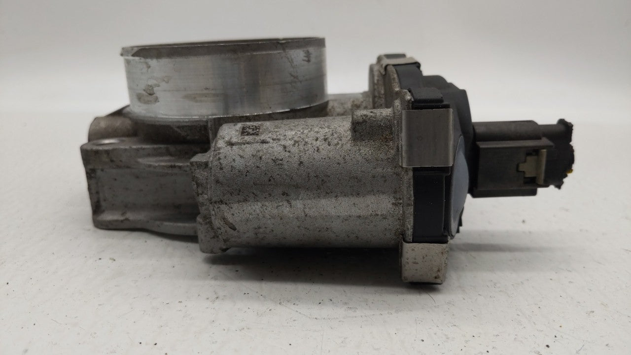 2016-2019 Chevrolet Silverado 1500 Throttle Body P/N:12676296AA 12676296A Fits Fits 2016 2017 2018 2019 OEM Used Auto Parts 
