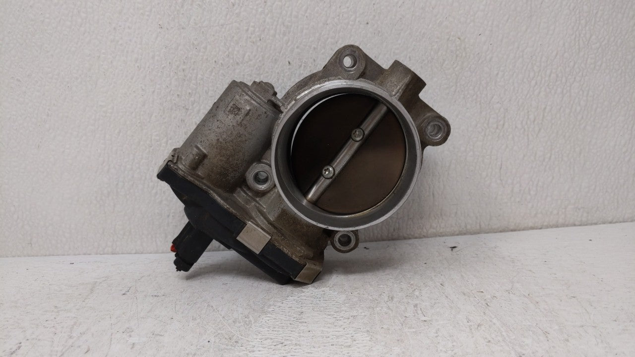 2016-2019 Chevrolet Silverado 1500 Throttle Body P/N:12669536AA 12676296AA, 12676296A Fits Fits 2016 2017 2018 2019 OEM Used