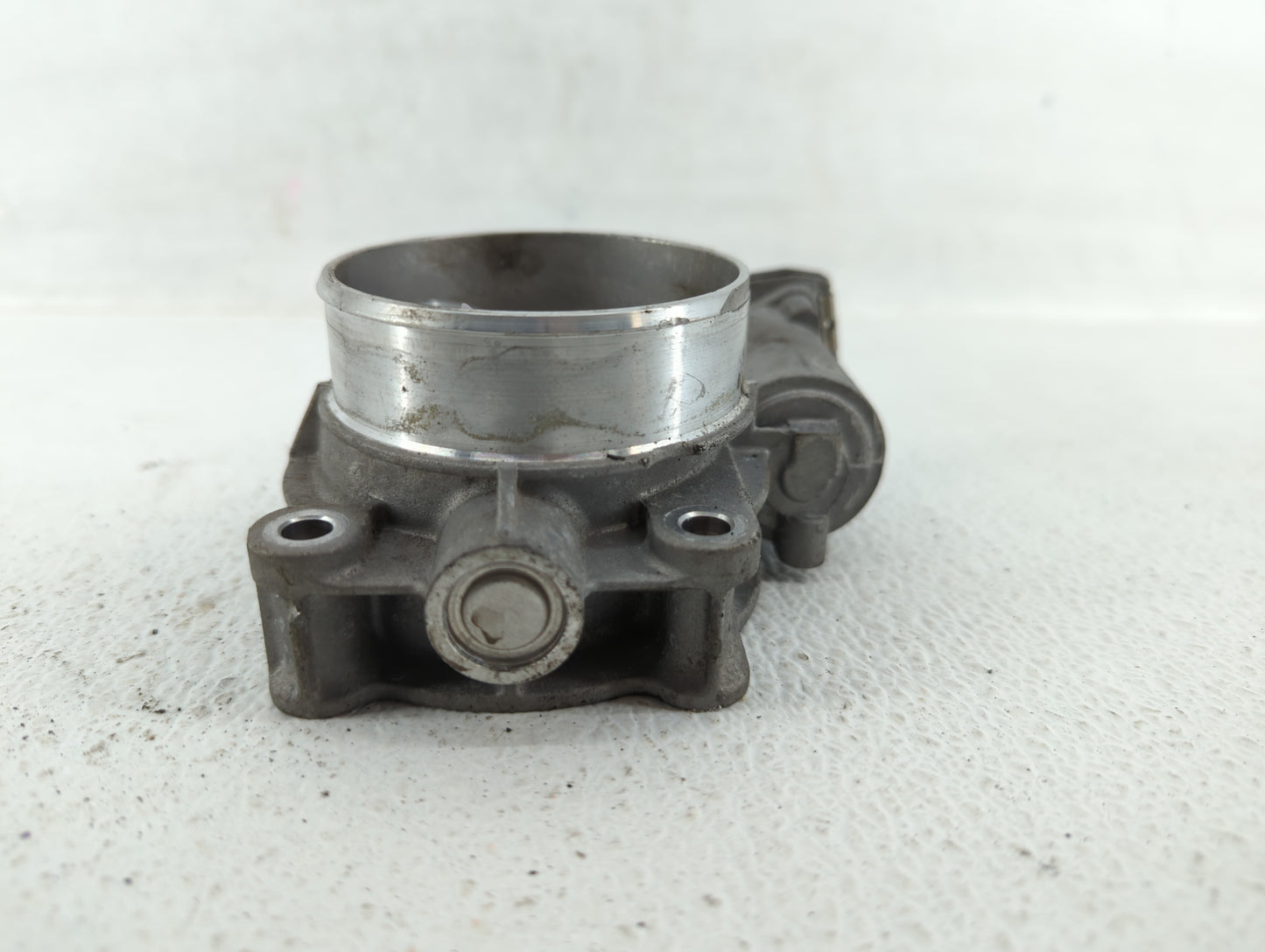 2016-2021 Chevrolet Silverado 1500 Throttle Body P/N:12676296AA Fits Fits 2016 2017 2018 2019 2020 2021 OEM Used Auto Parts 