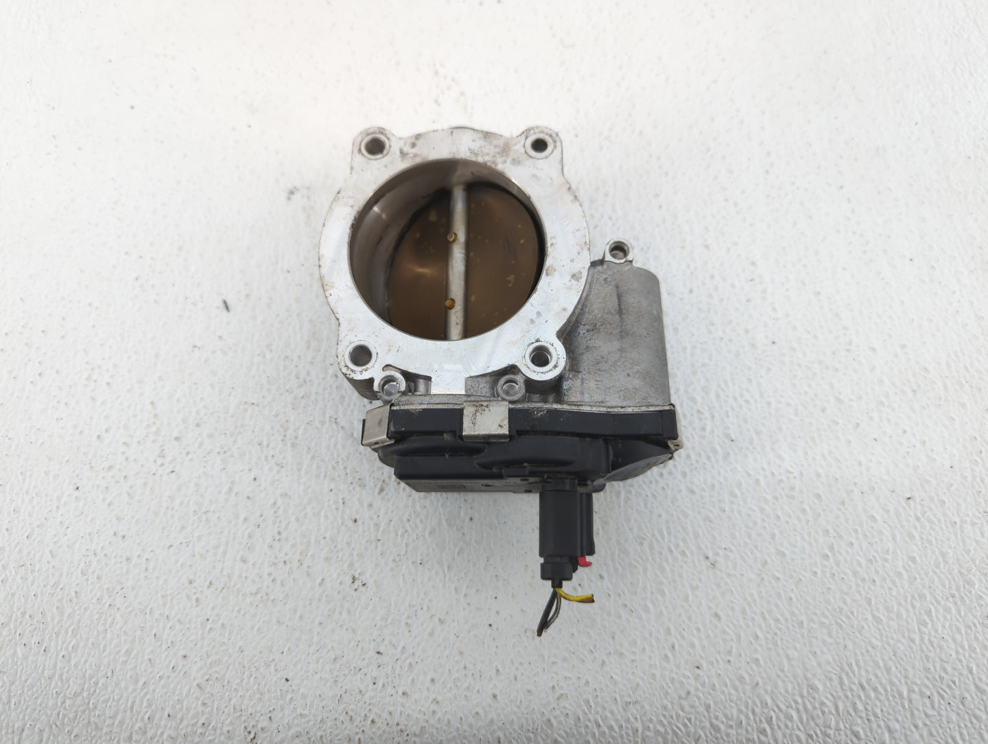 2016-2021 Chevrolet Silverado 1500 Throttle Body P/N:12676296AA Fits Fits 2016 2017 2018 2019 2020 2021 OEM Used Auto Parts 