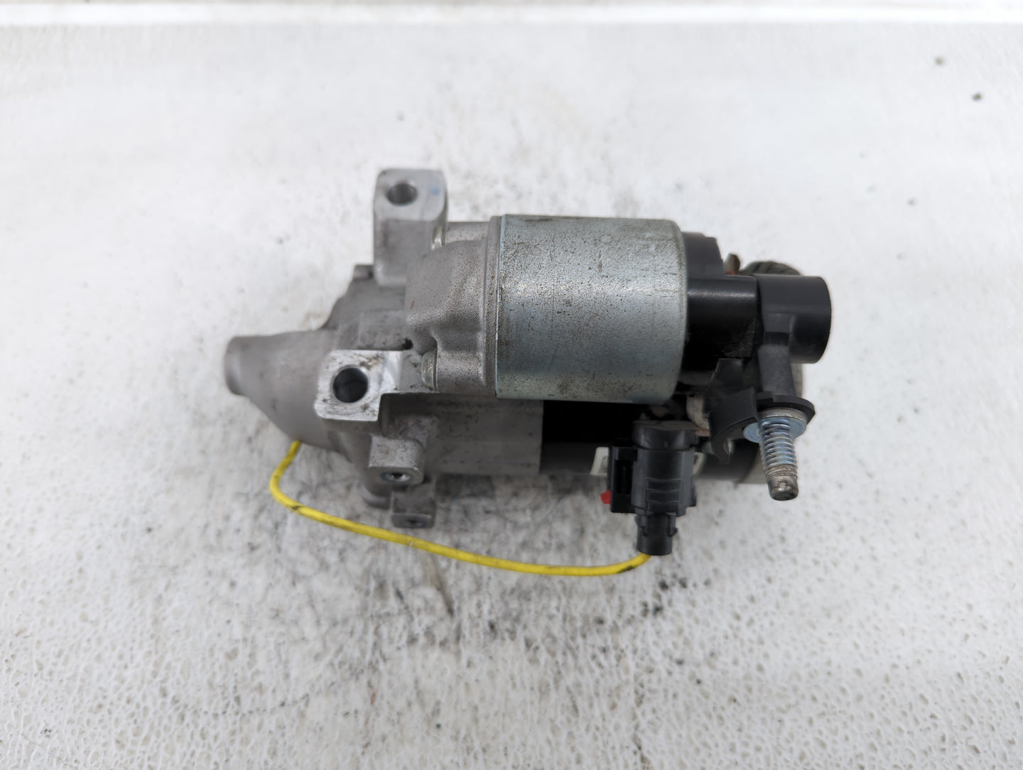 2019-2021 Chevrolet Silverado 1500 Car Starter Motor Solenoid OEM P/N:12694627 Fits Fits 2019 2020 2021 OEM Used Auto Parts 