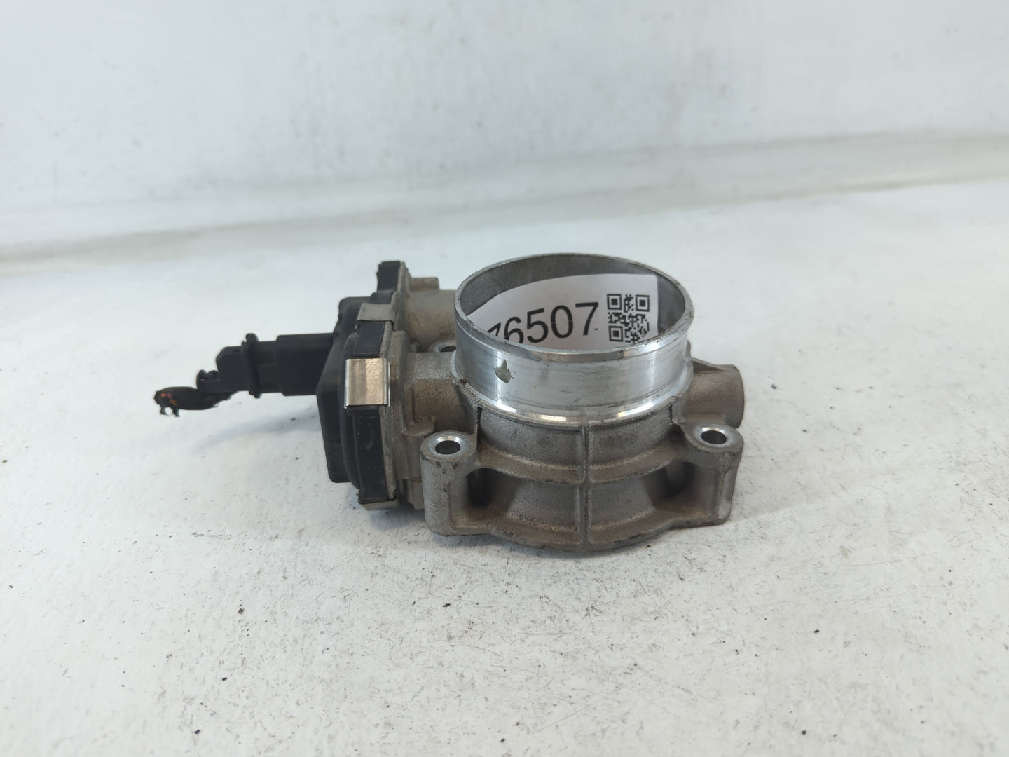 2020 Chevrolet Silverado 1500 Throttle Body P/N:12676296AA Fits Fits 2016 2017 2018 2019 2021 2022 OEM Used Auto Parts - Oem