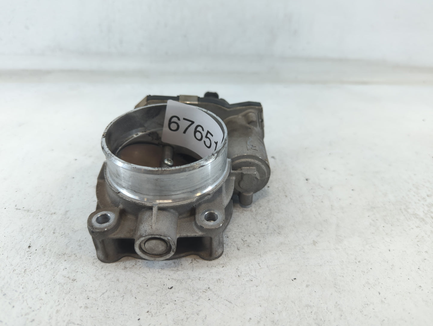 2020 Chevrolet Silverado 1500 Throttle Body P/N:12676296AA Fits Fits 2016 2017 2018 2019 2021 2022 OEM Used Auto Parts - Oem