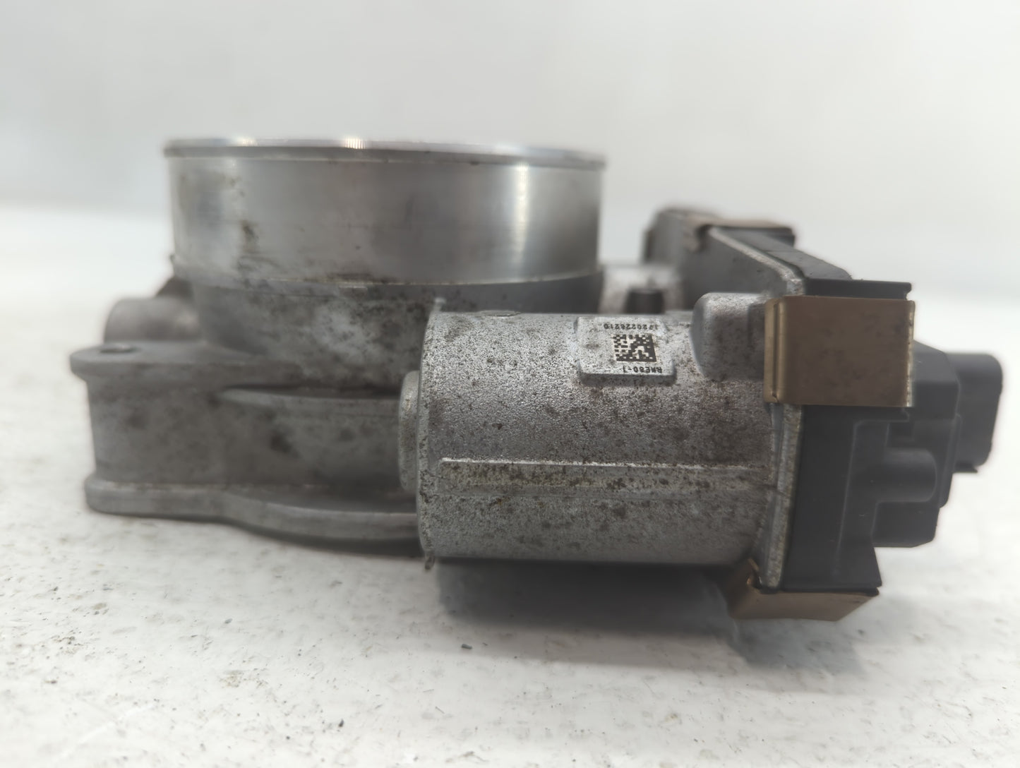 2014-2022 Chevrolet Silverado 1500 Throttle Body P/N:12678224 Fits Fits 2014 2015 2016 2017 2018 2019 2020 2021 2022 OEM Use