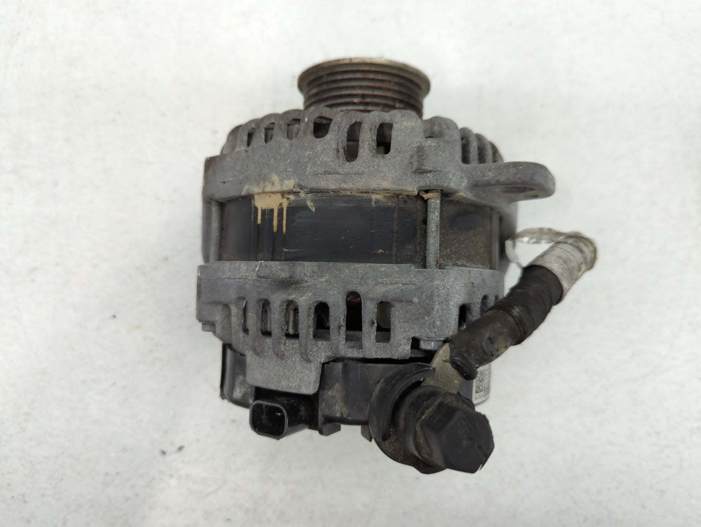 2019-2022 Chevrolet Silverado 1500 Alternator Replacement Generator Charging Assembly Engine OEM P/N:13536551 Fits OEM Used 