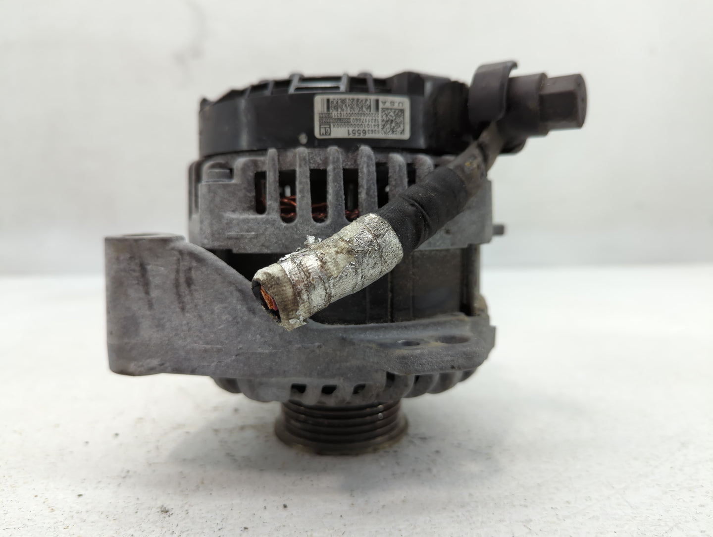 2019-2022 Chevrolet Silverado 1500 Alternator Replacement Generator Charging Assembly Engine OEM P/N:13536551 Fits OEM Used 