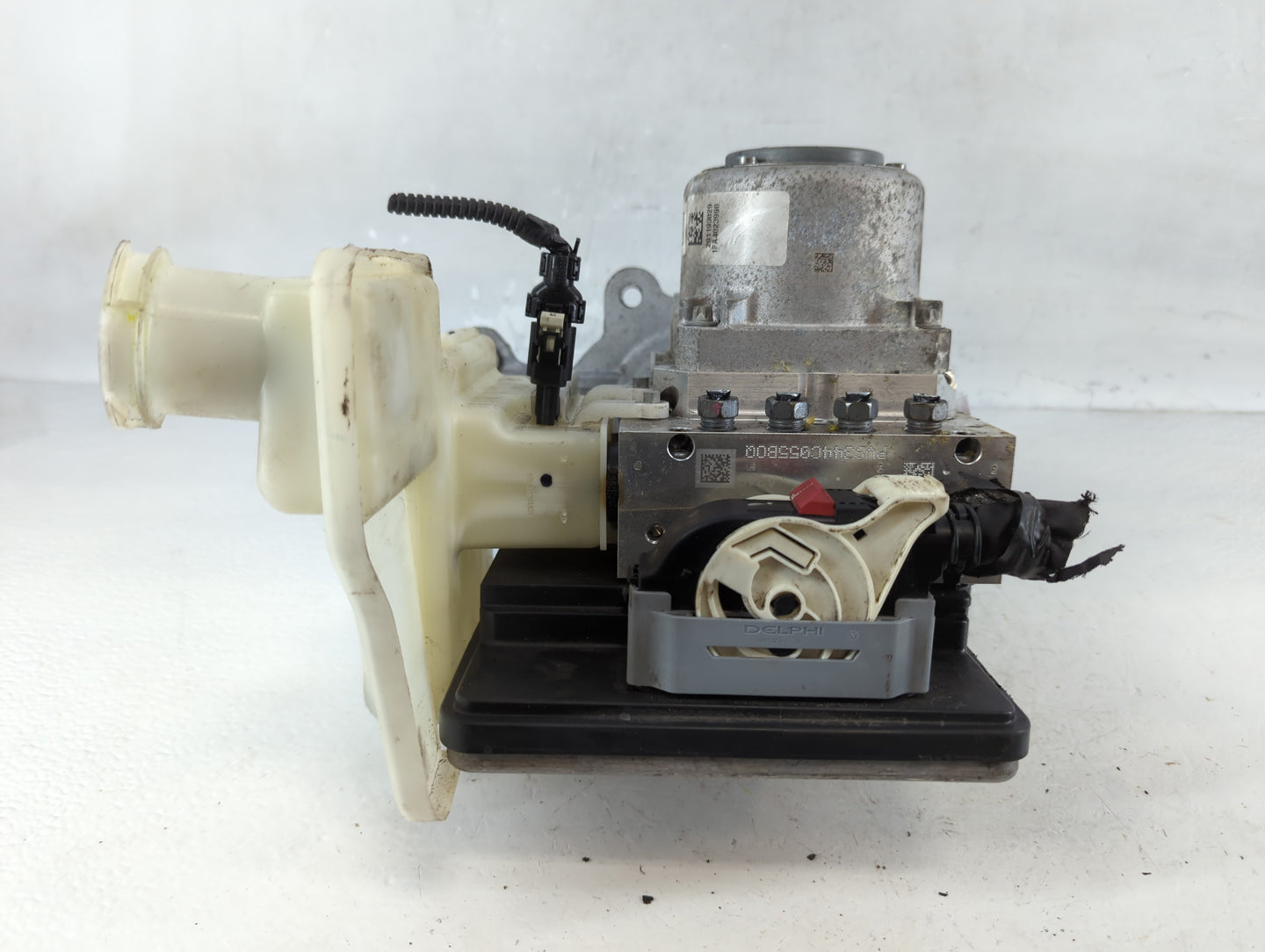 2019-2022 Chevrolet Silverado 1500 ABS Pump Control Module Replacement P/N:84569871 Fits Fits 2019 2020 2021 2022 OEM Used A