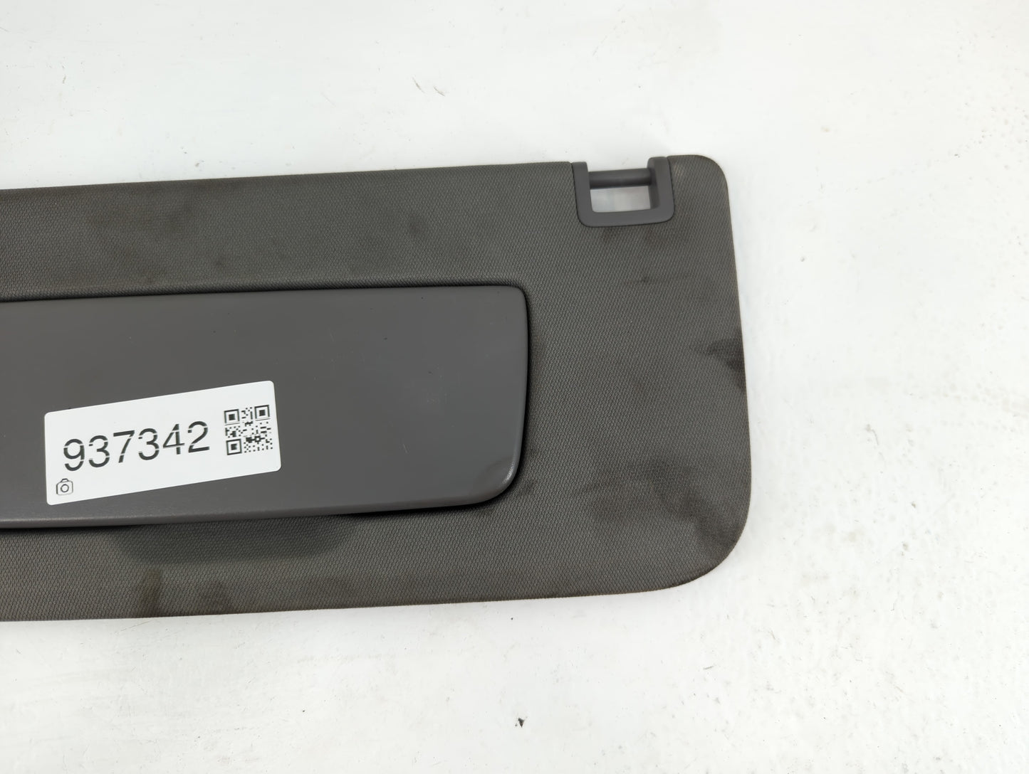 2019-2022 Chevrolet Silverado 1500 Sun Visor Shade Replacement Driver Left Mirror Fits Fits 2019 2020 2021 2022 OEM Used Aut