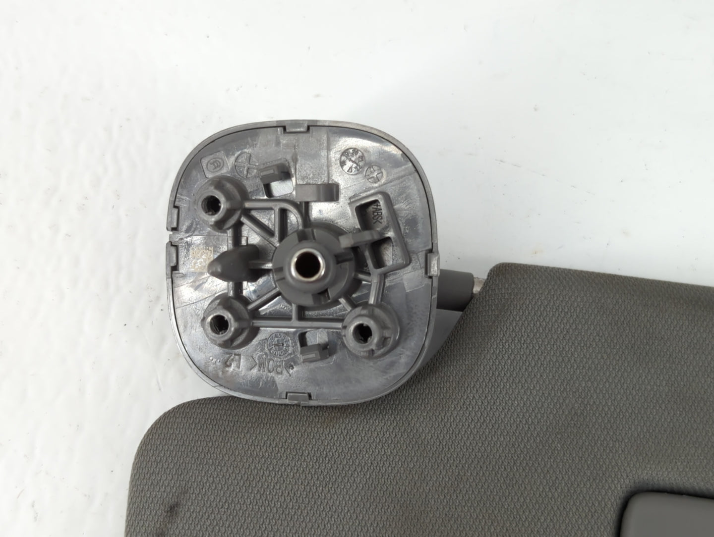 2019-2022 Chevrolet Silverado 1500 Sun Visor Shade Replacement Driver Left Mirror Fits Fits 2019 2020 2021 2022 OEM Used Aut