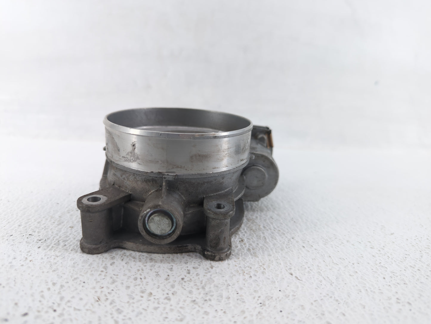 2020 Chevrolet Silverado 2500 Throttle Body P/N:12678312 12678223, 12620263 Fits Fits 2014 2015 2016 2017 2018 2019 2021 202