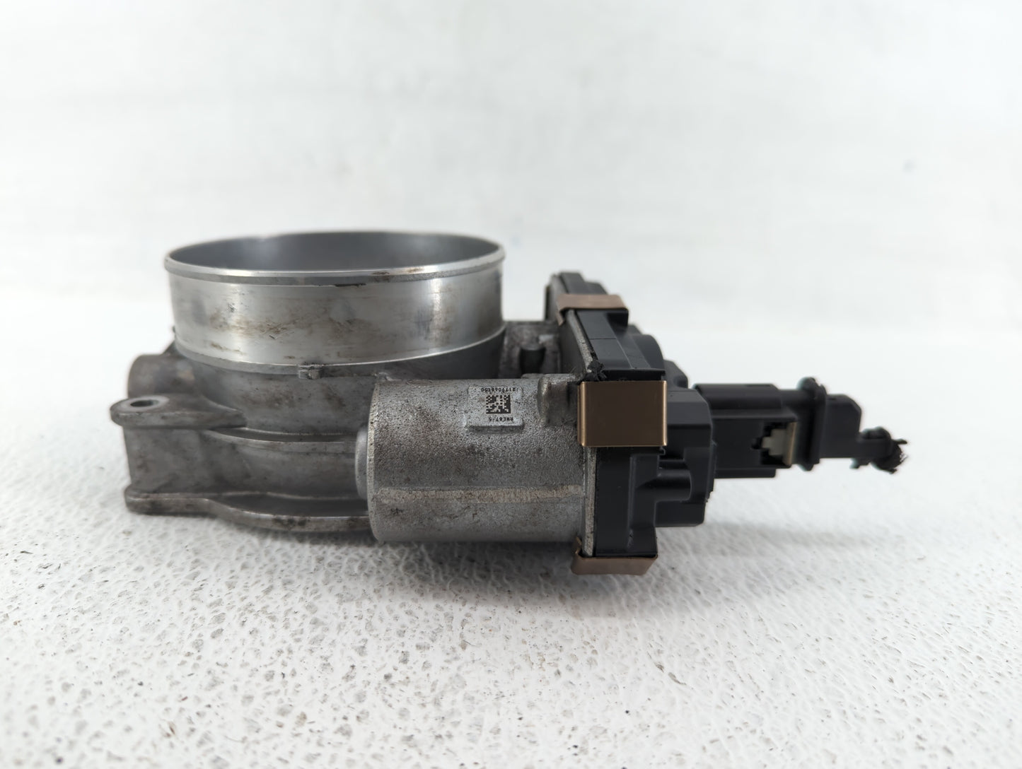 2020 Chevrolet Silverado 2500 Throttle Body P/N:12678312 12678223, 12620263 Fits Fits 2014 2015 2016 2017 2018 2019 2021 202