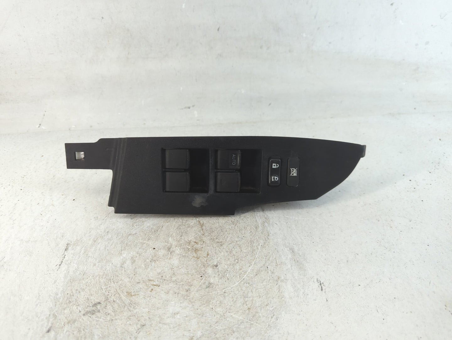2020 Chevrolet Silverado 2500 Master Power Window Switch Replacement Driver Side Left P/N:74232-02E70 Fits OEM Used Auto Par