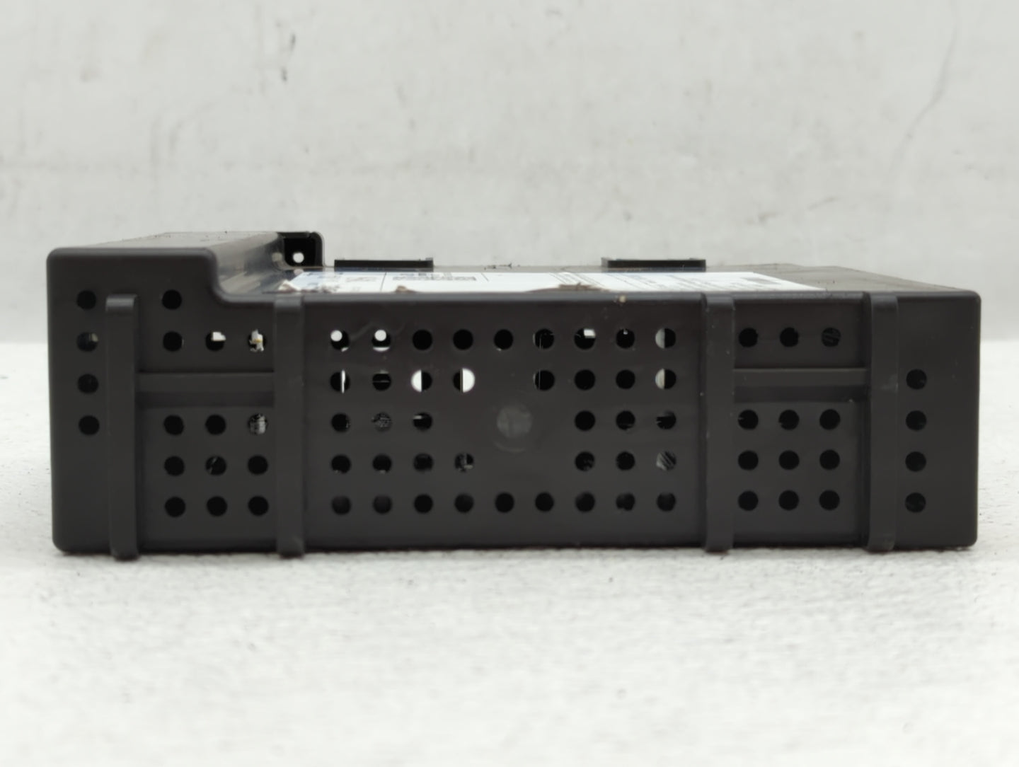 Chevrolet Silverado 2500 Hd Am Fm Cd Player Radio Receiver - Oemusedautoparts1.com