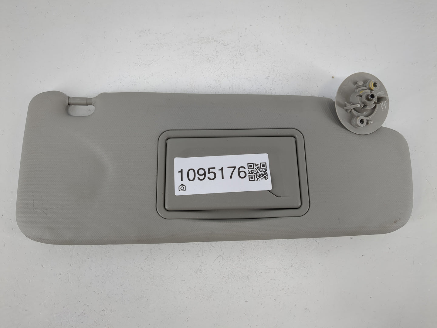 2012-2019 Chevrolet Sonic Sun Visor Shade Replacement Passenger Right Mirror Fits Fits 2012 2013 2014 2015 2016 2017 2018 20