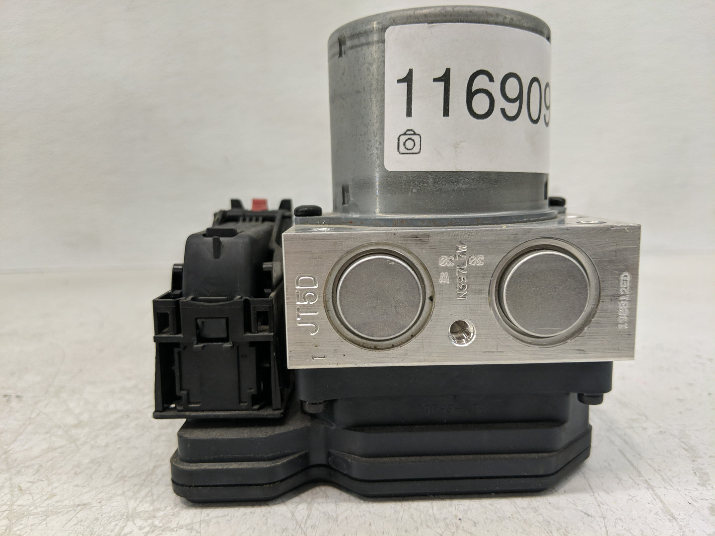 2017-2019 Chevrolet Sonic ABS Pump Control Module Replacement P/N:42573471 Fits Fits 2017 2018 2019 OEM Used Auto Parts - Oe
